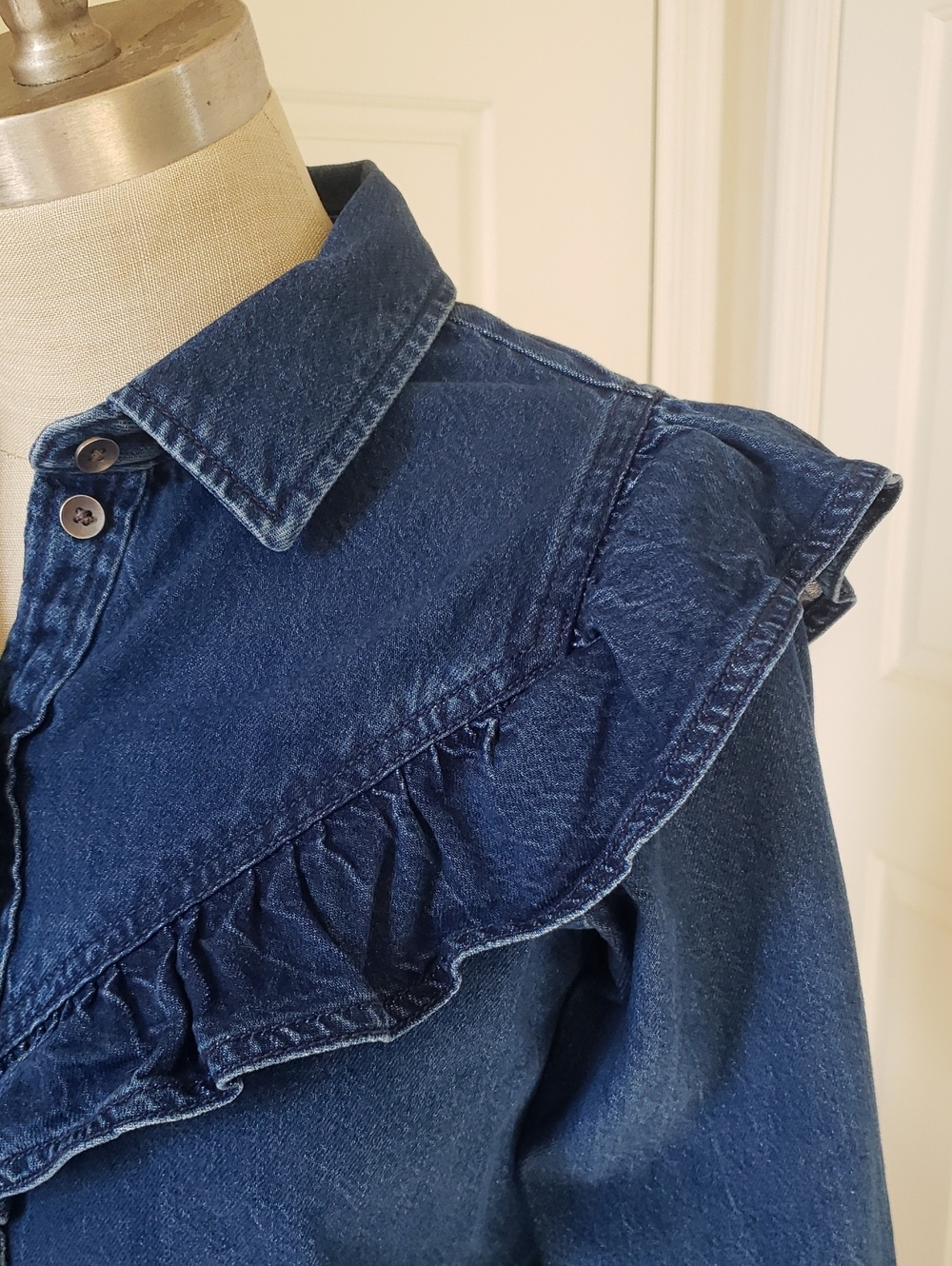 American Eagle Ruffle Denim Western Shirt Medium Wash XXS - Picture 5 of 15